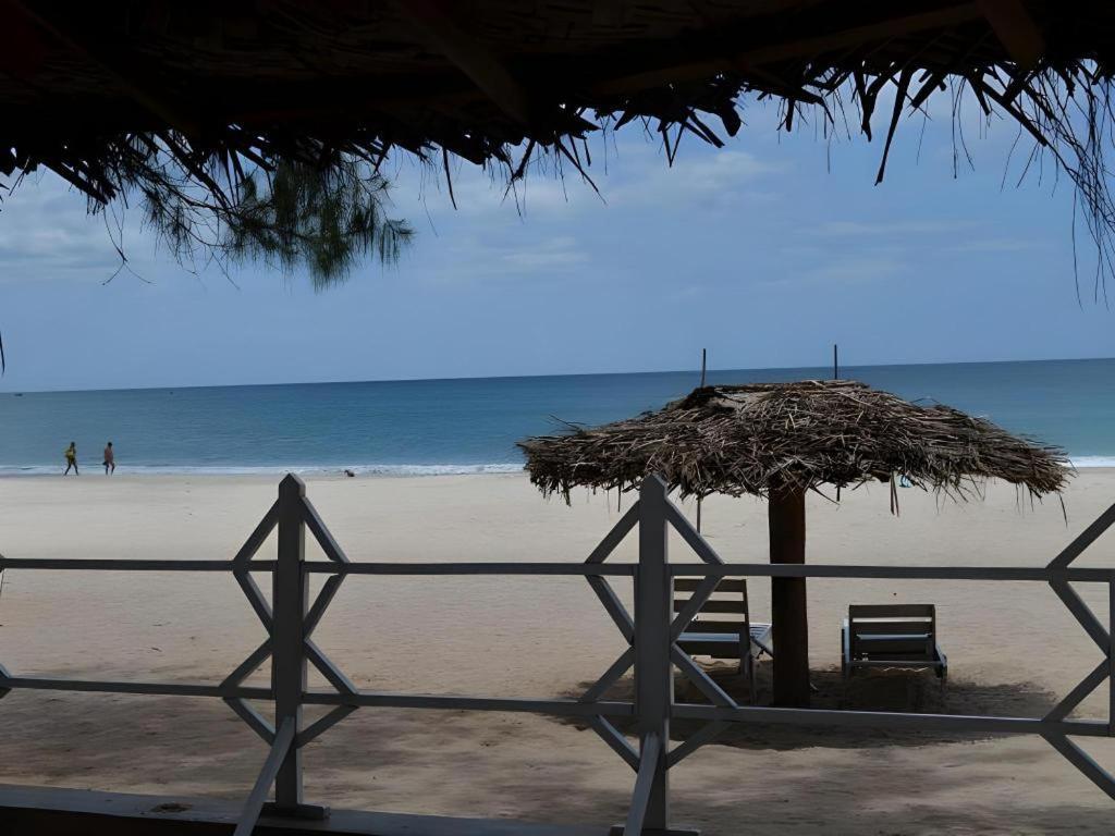 Silver Beach Hotel Triquinimale Exterior foto