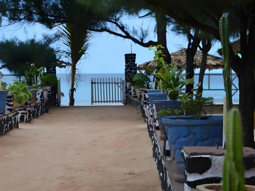 Silver Beach Hotel Triquinimale Exterior foto