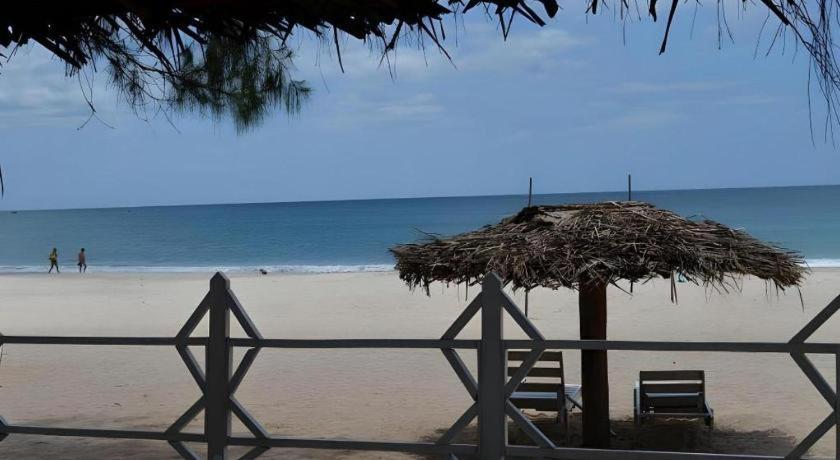 Silver Beach Hotel Triquinimale Exterior foto