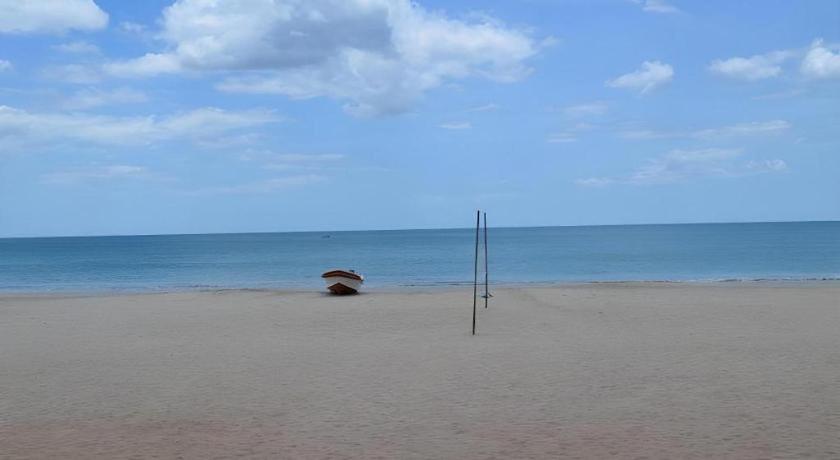 Silver Beach Hotel Triquinimale Exterior foto